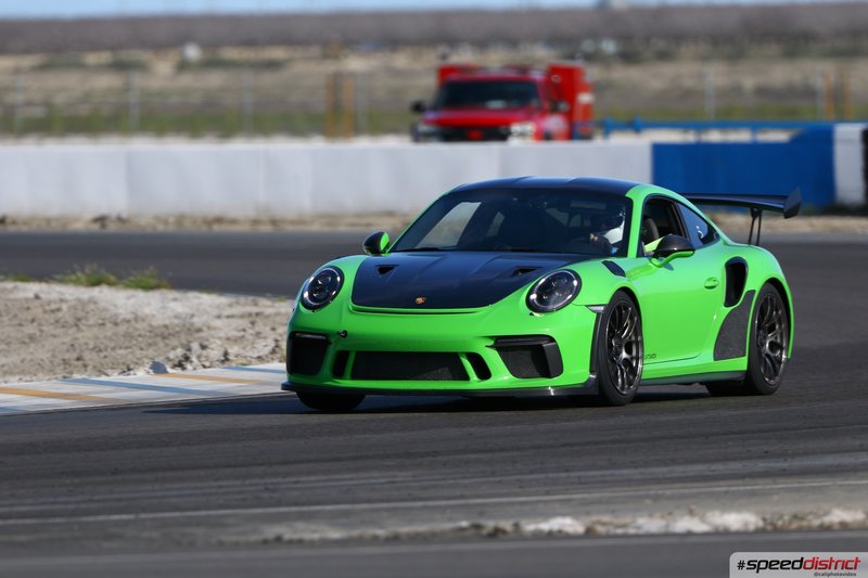 Porsche 911 GT3 RS green