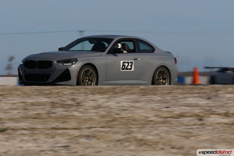 BMW M240i
