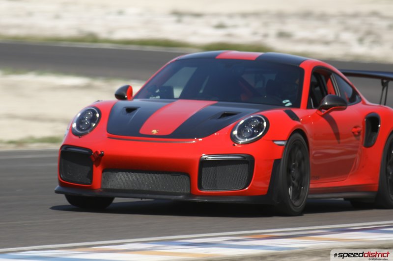 Porsche 911 GT2 RS