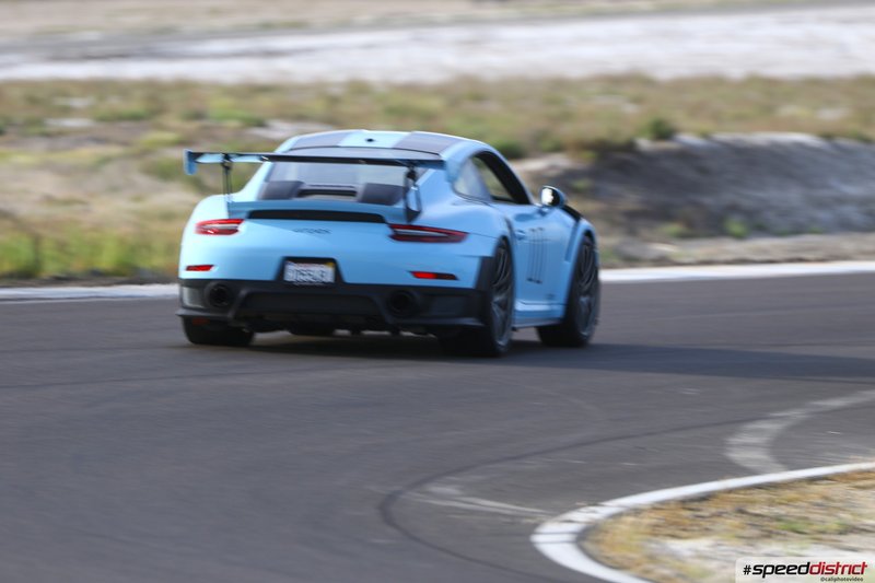 Porsche 911 GT3 RS blue