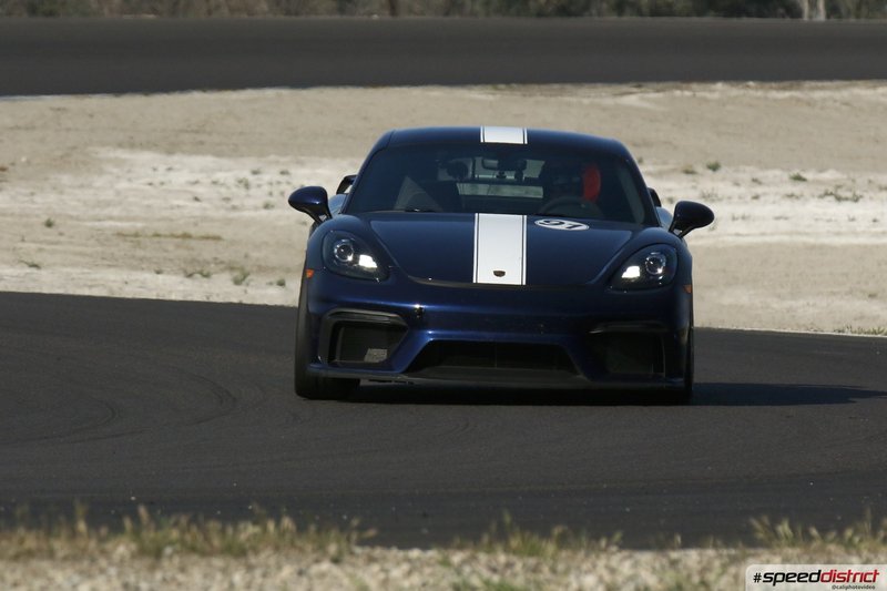 Porsche Cayman GT4 blue