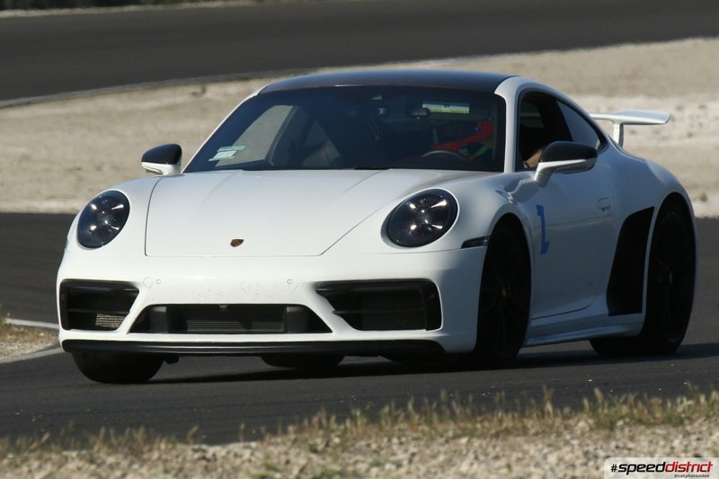 Porsche 911 GTS