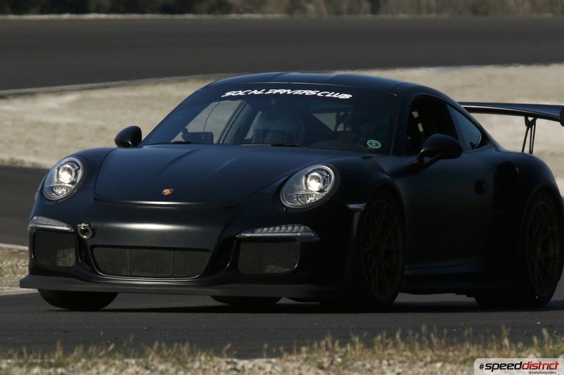 Porsche 911 GT3 blue