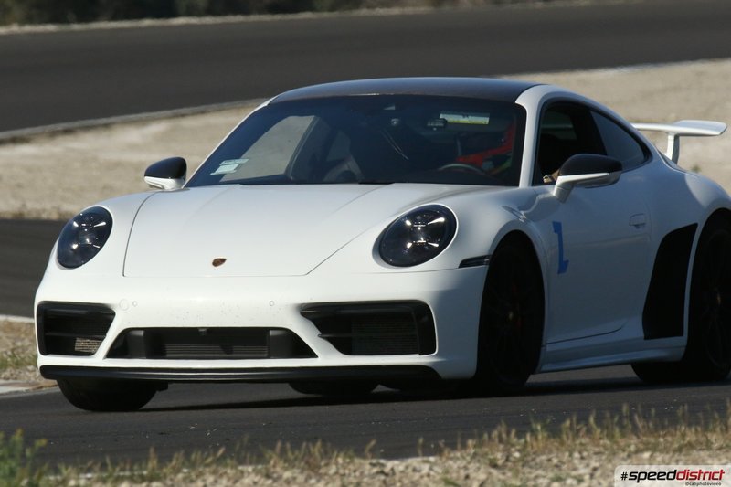 Porsche 911 GT3 white