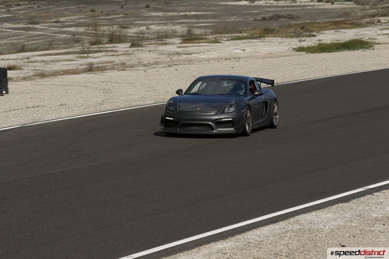Porsche Cayman GT4 gray