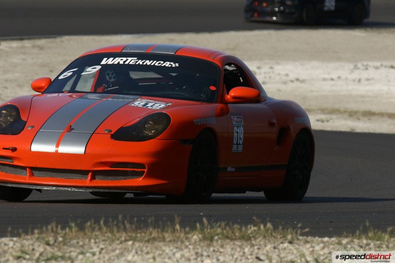 Porsche Cayman orange