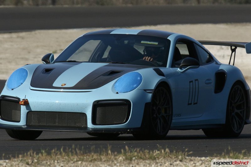 Porsche 911 GT3 RS blue