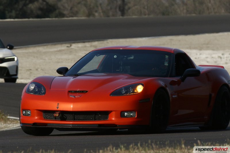 Chevrolet Corvette Z06 red