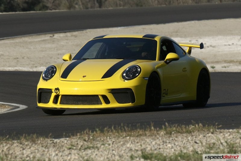 Porsche 911 GT3 yellow