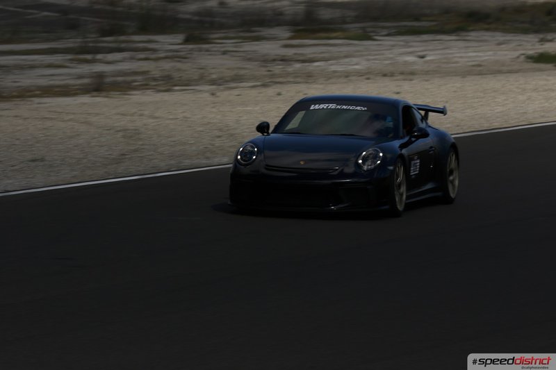 Porsche 911 GT3 RS blue