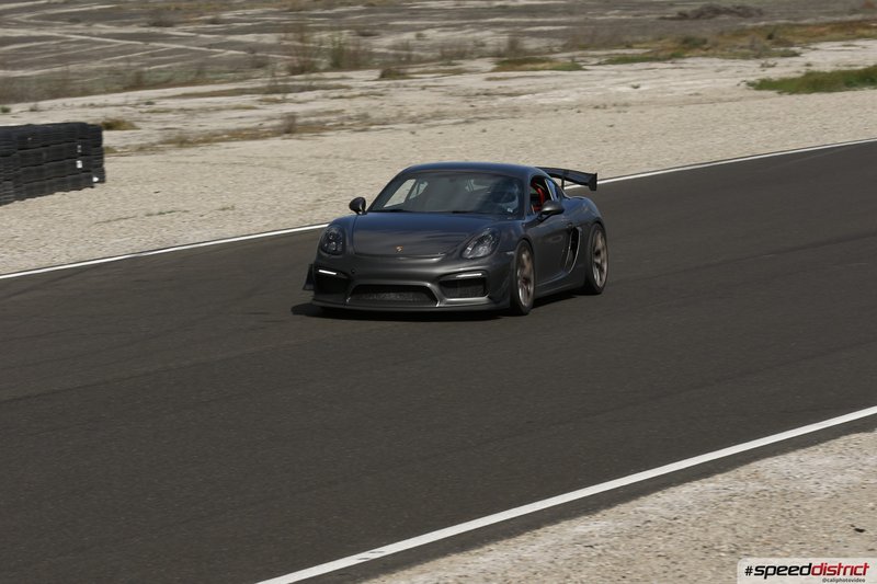 Porsche Cayman GT4 gray