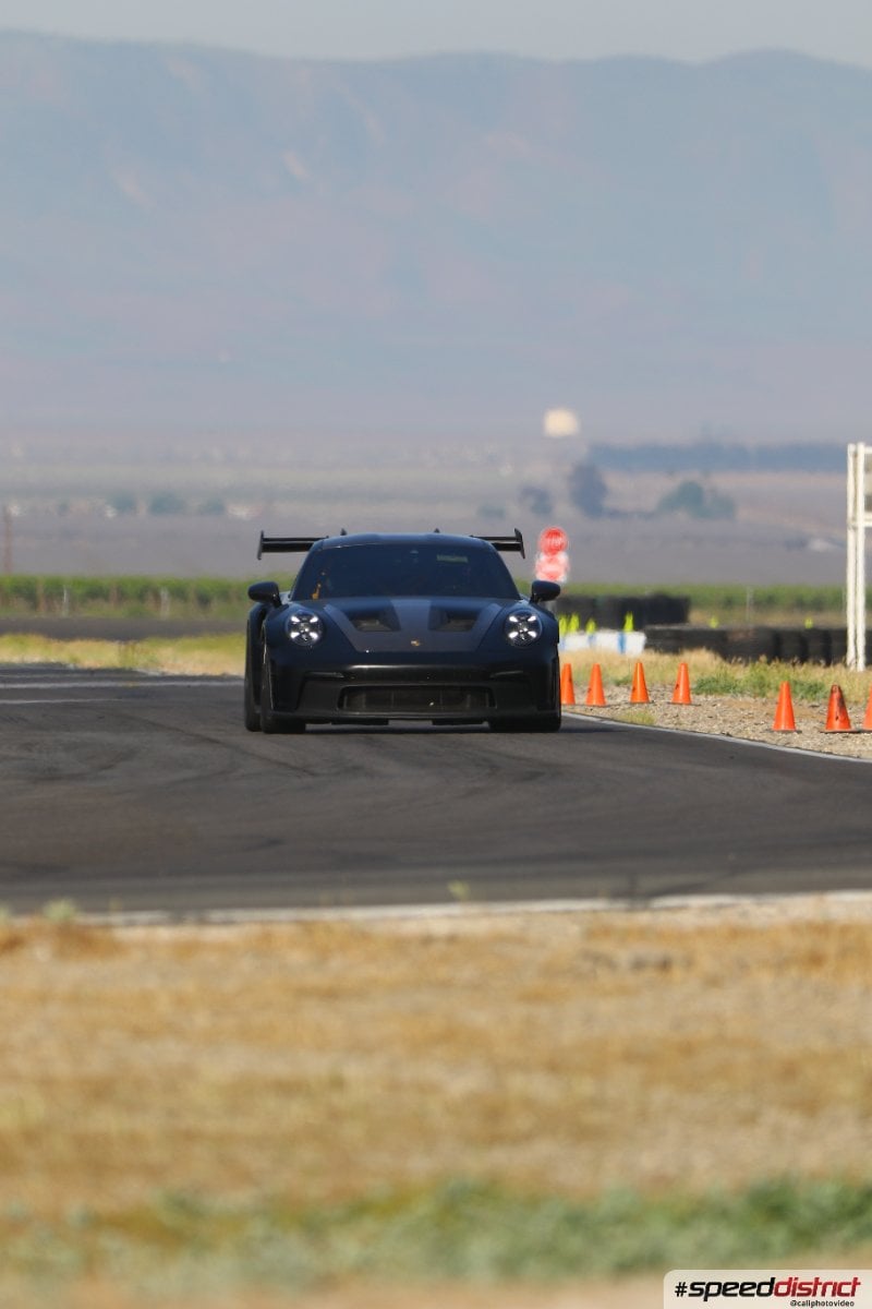 Porsche 911 GT3 RS blue