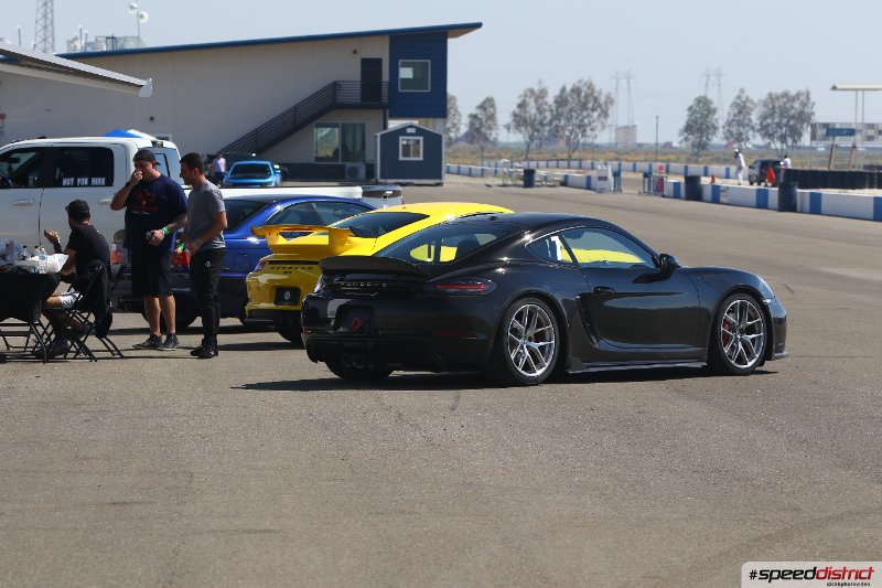Porsche Cayman black