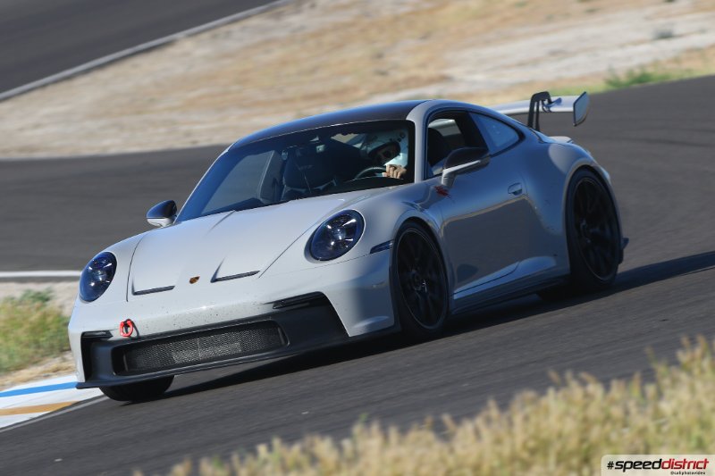 Porsche 911 GT3 RS white