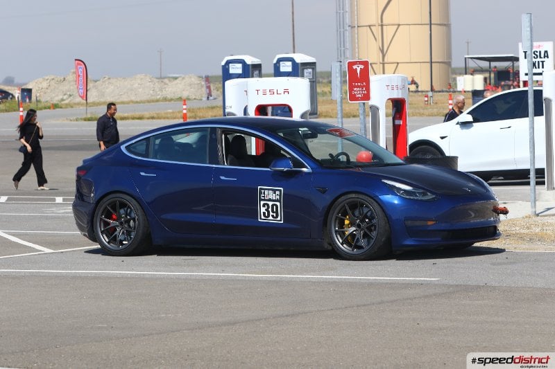 Tesla Model 3 deep blue metallic