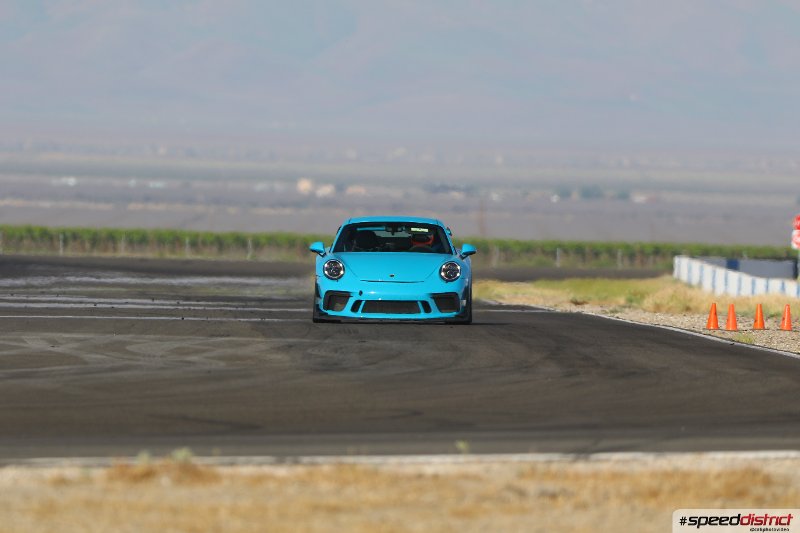 Porsche 911 GT3 RS blue