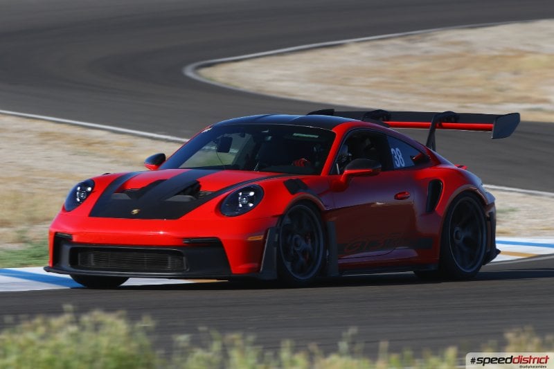 Porsche 911 GT3 RS red