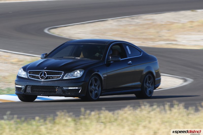 Mercedes C63 AMG
