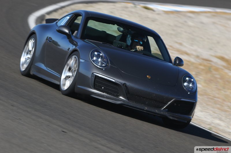 Porsche 911 GT3 gray