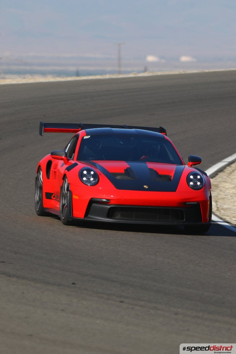 Porsche 911 GT3 RS red
