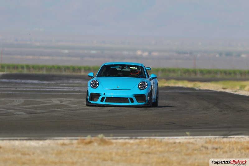 Porsche 911 GT3 RS blue