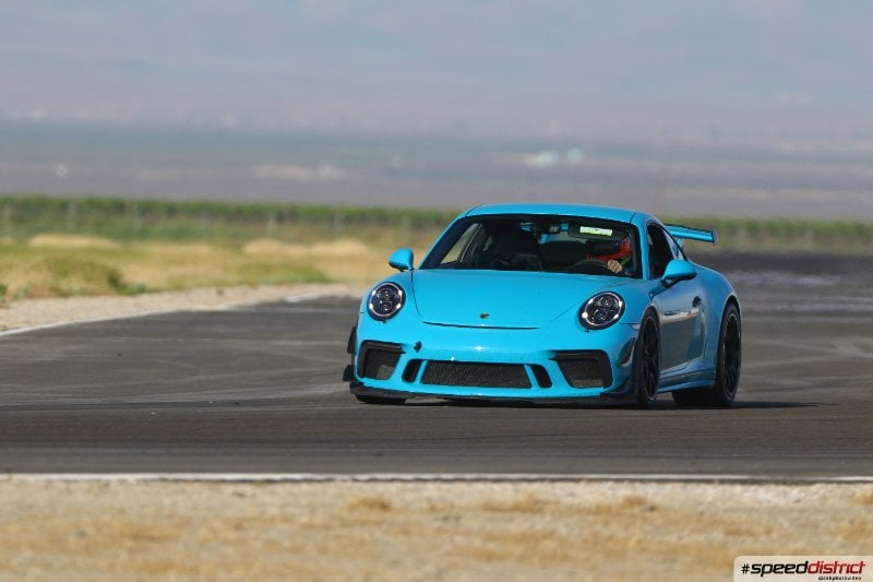 Porsche 911 GT3 RS blue