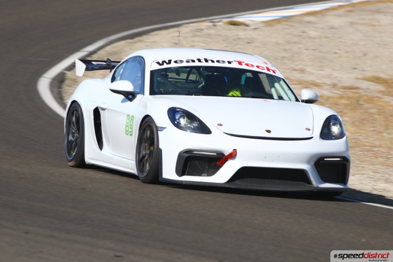 Porsche Cayman GT4