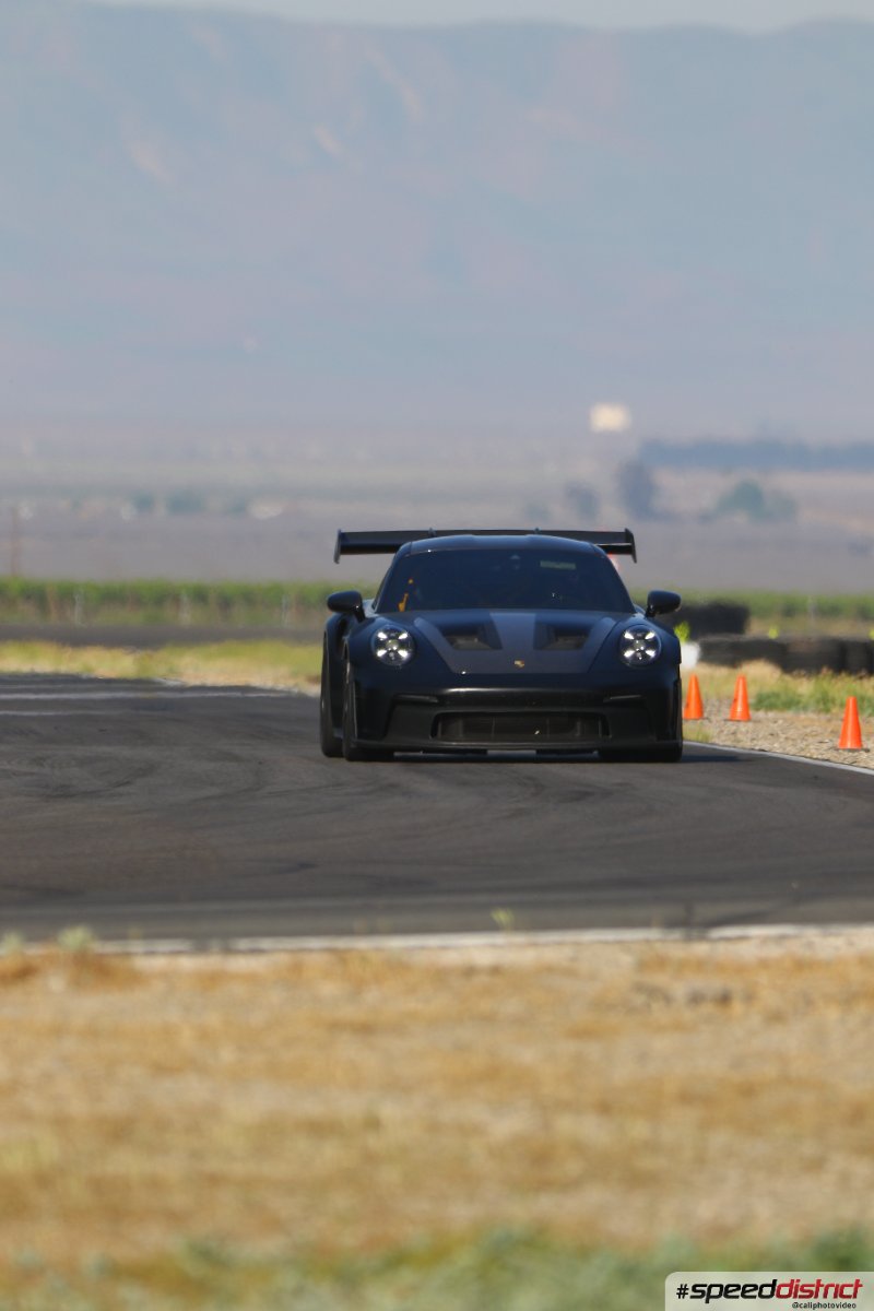 Porsche 911 GT3 RS blue