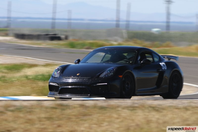 Porsche Cayman GT4
