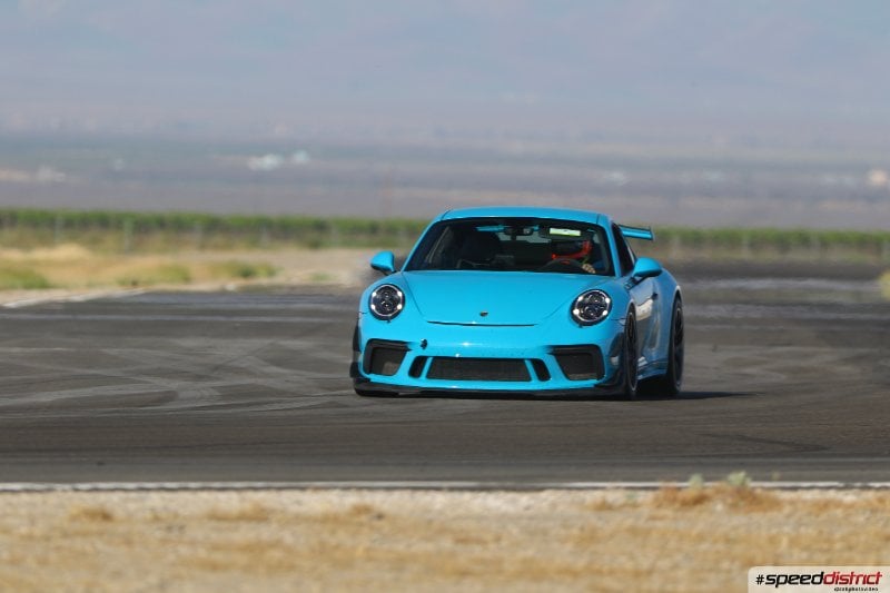 Porsche 911 GT3 RS blue