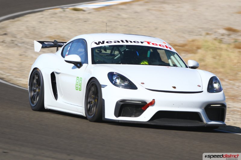 Porsche Cayman GT4