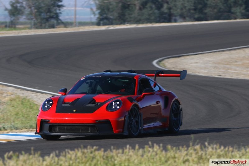 Porsche 911 GT3 RS red