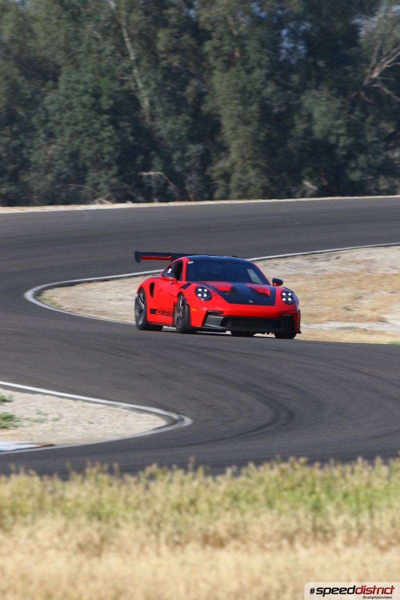 Porsche 911 GT3 RS red