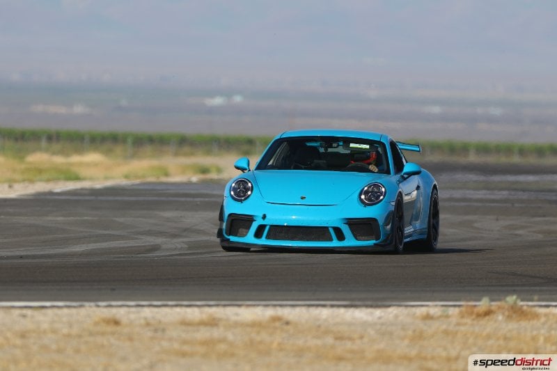 Porsche 911 GT3 RS blue