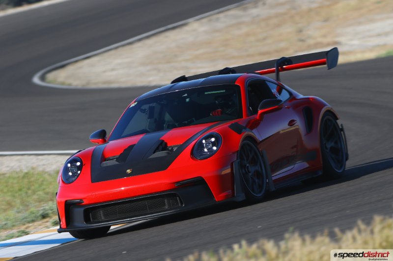 Porsche 911 GT3 RS red