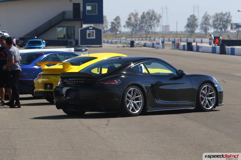 Porsche Cayman black