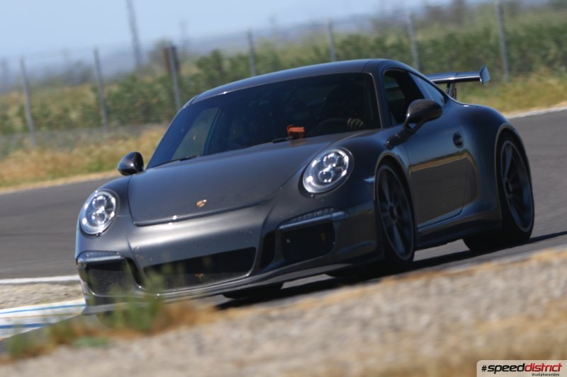 Porsche 911 GT3 RS gray