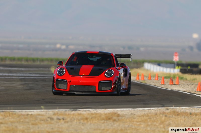 Porsche 911 GT2 RS