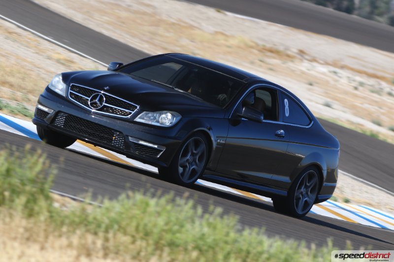 Mercedes C63 AMG