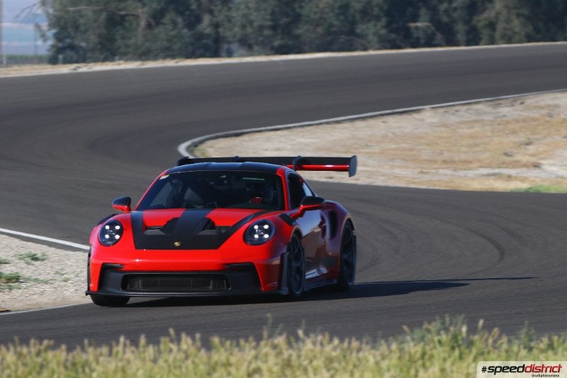 Porsche 911 GT3 RS red
