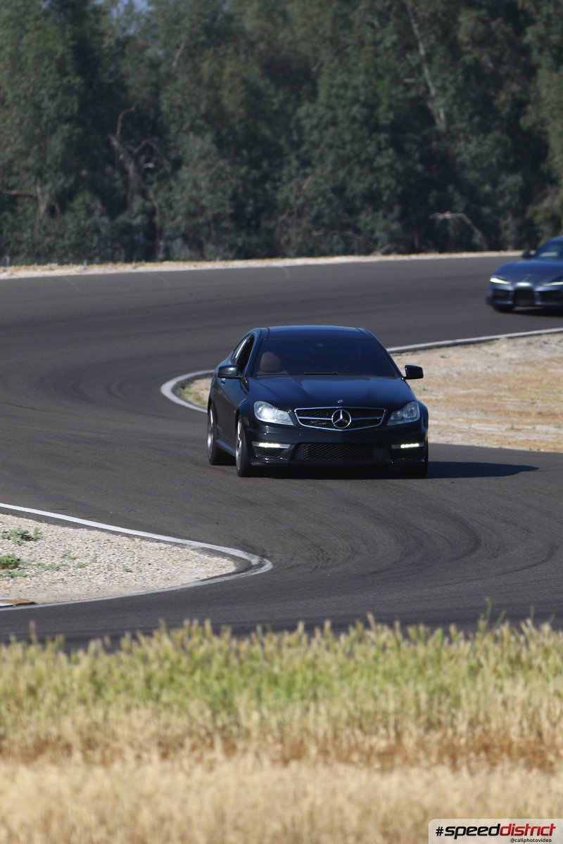 Mercedes C63 AMG