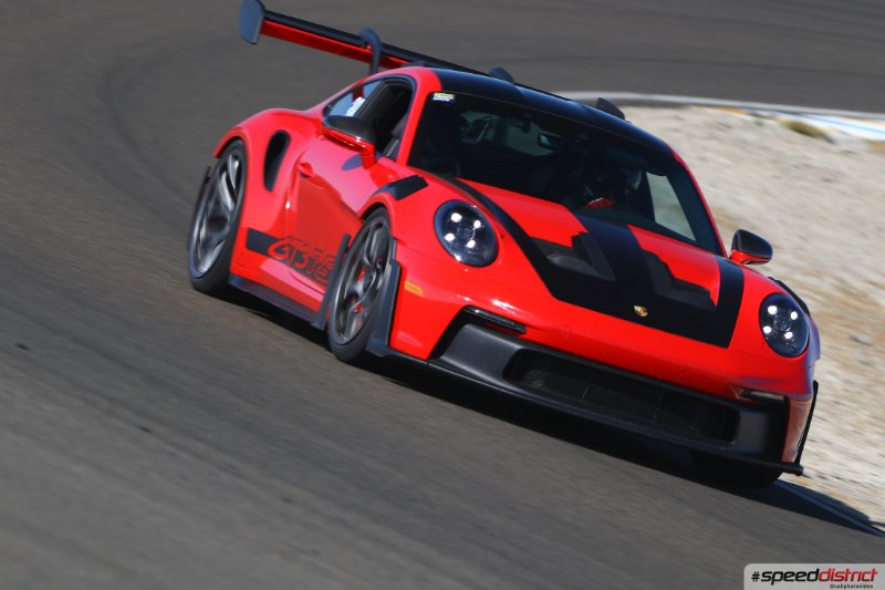 Porsche 911 GT3 RS red