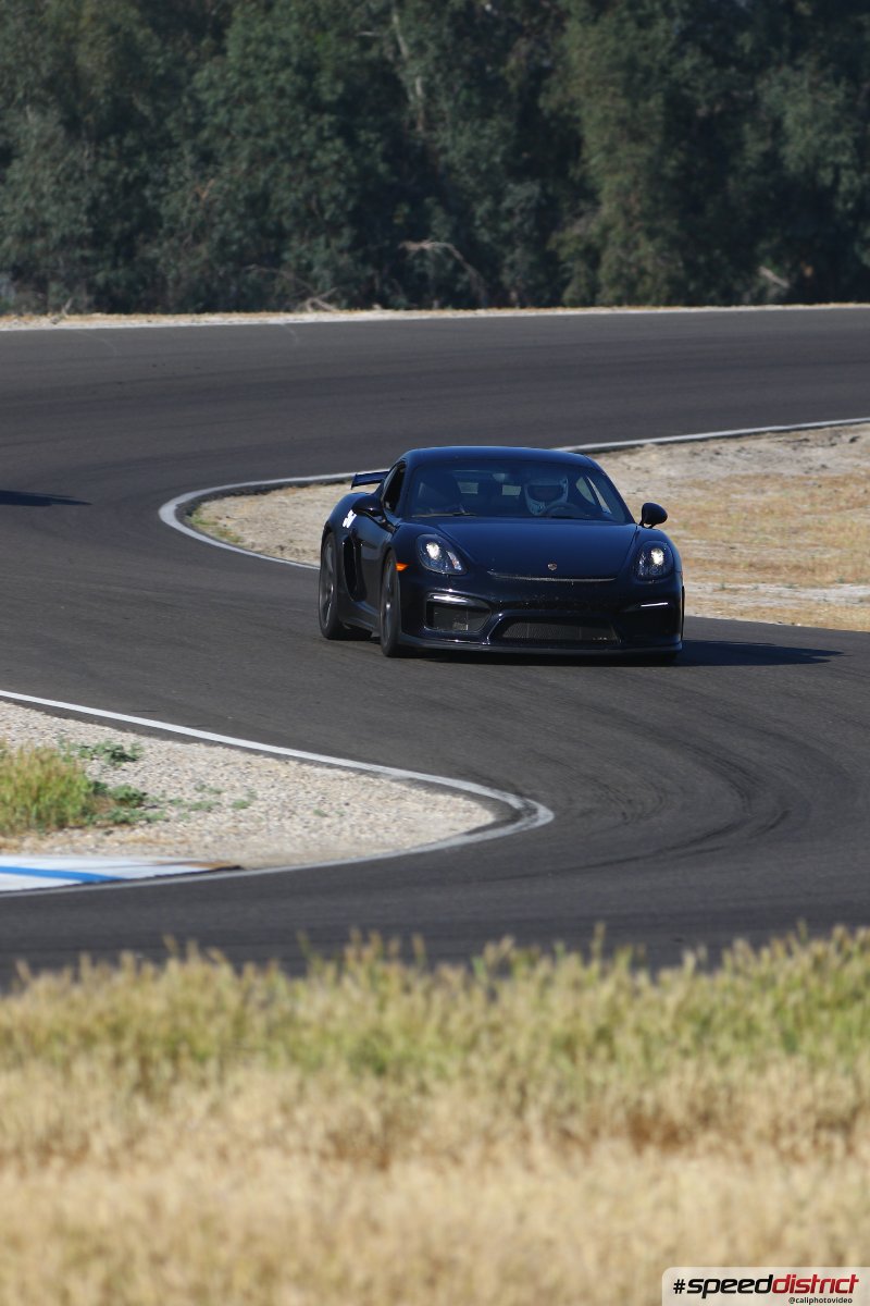 Porsche Cayman GT4