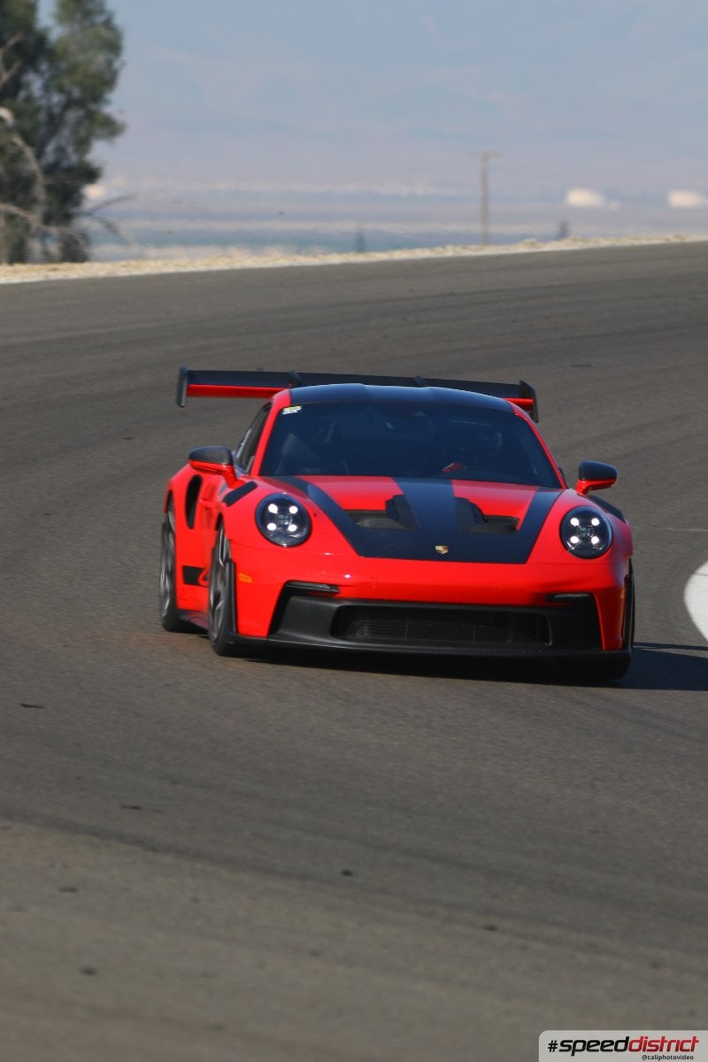 Porsche 911 GT3 RS red