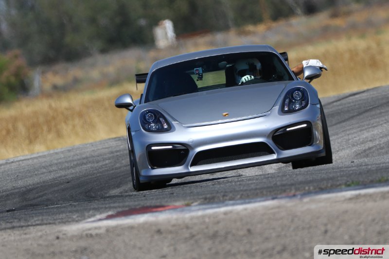 Porsche Cayman GT4