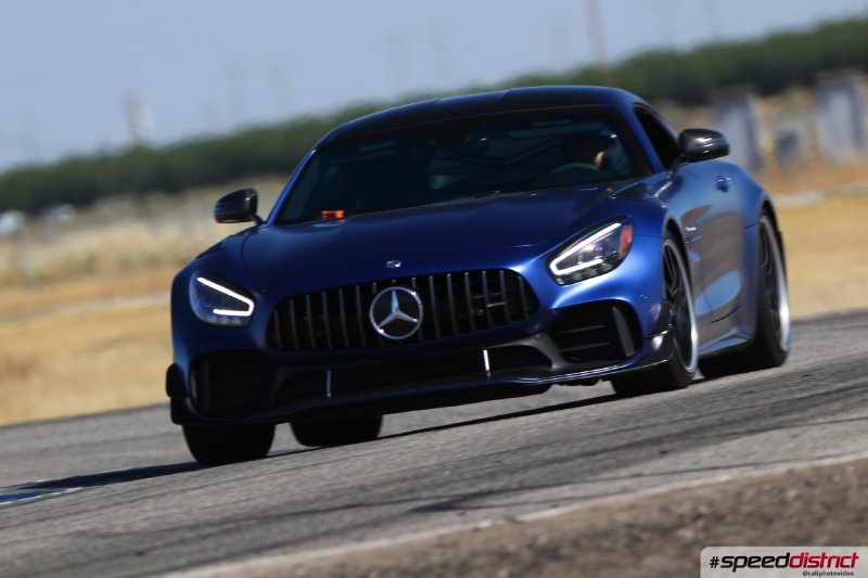 Mercedes GT blue