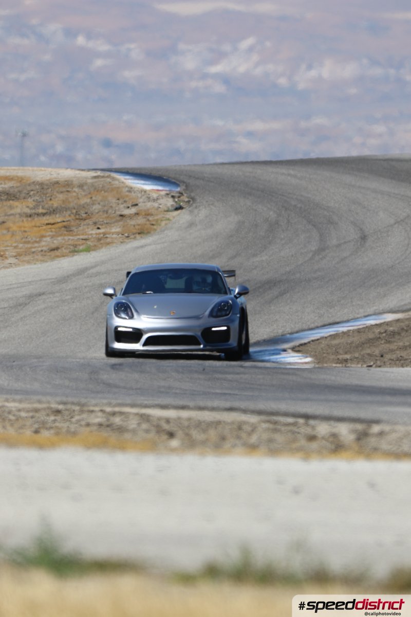Porsche Cayman GT4