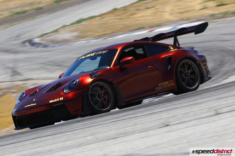 Porsche 911 GT3 Cup red