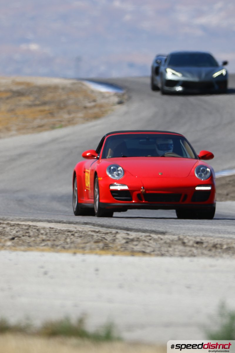 Porsche 911 GT3 red