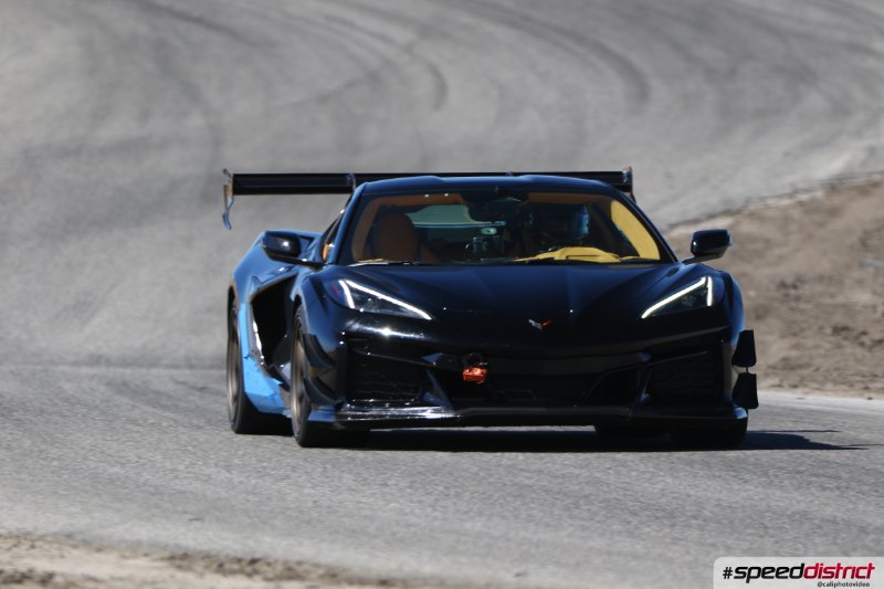 Chevrolet Corvette Z06 blue
